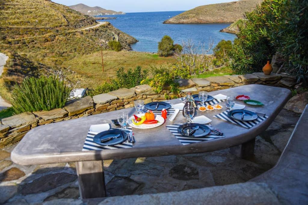 Villa Niloya Kythnos Loutrá 外观 照片