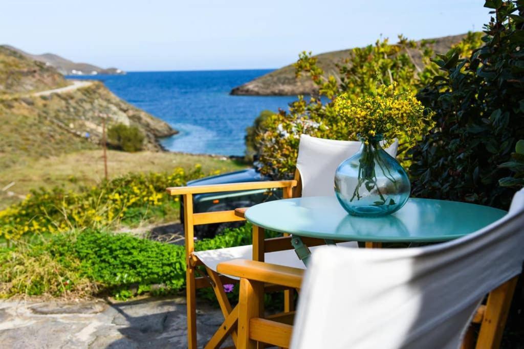 Villa Niloya Kythnos Loutrá 外观 照片