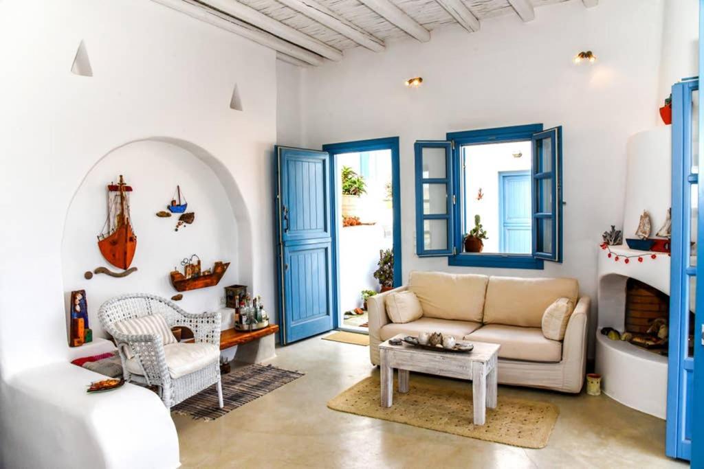 Villa Niloya Kythnos Loutrá 外观 照片