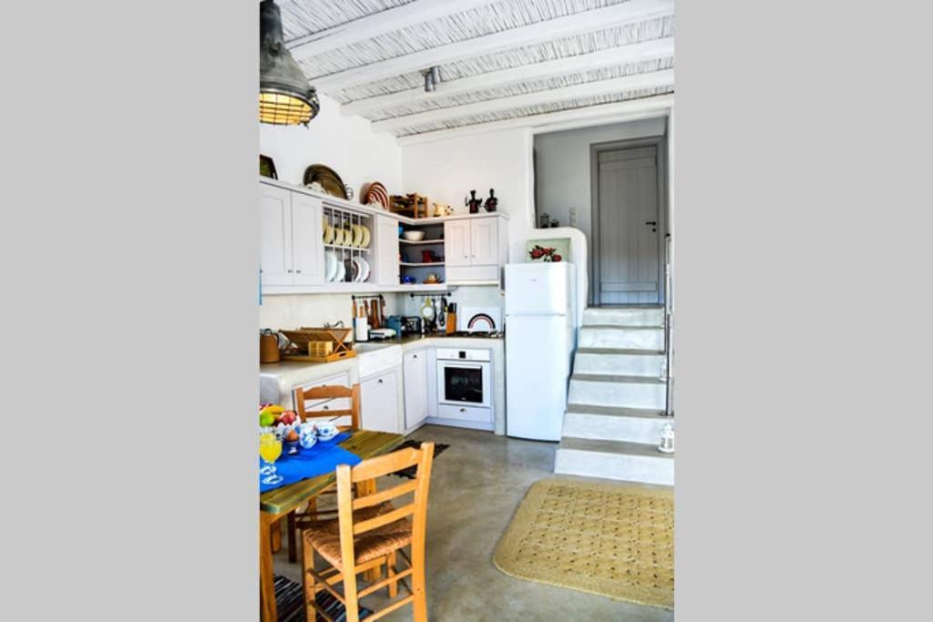 Villa Niloya Kythnos Loutrá 外观 照片